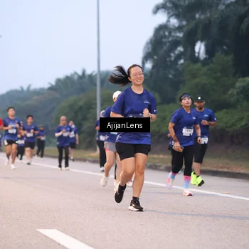 Runner Photo 7376469