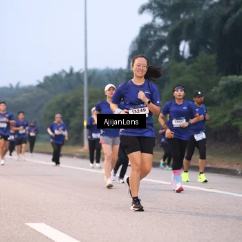 Runner Photo 7376480