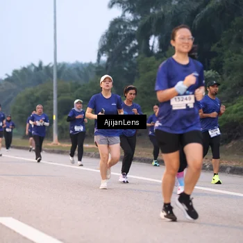Runner Photo 7376483