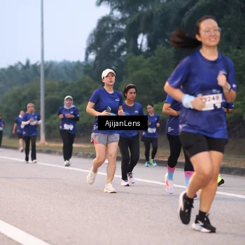 Runner Photo 7376511