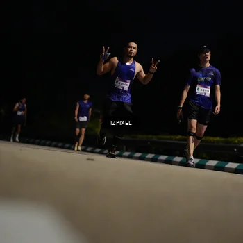 Runner Photo 7376541