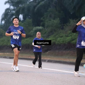 Runner Photo 7376552