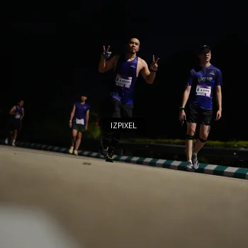 Runner Photo 7376554