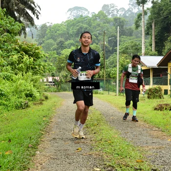 Runner Photo 7376557