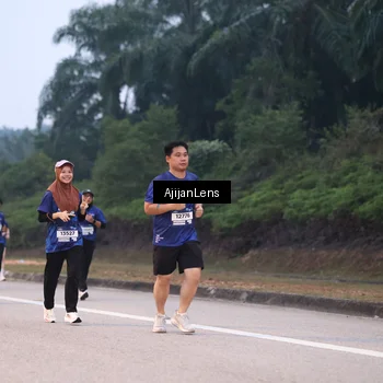 Runner Photo 7376598