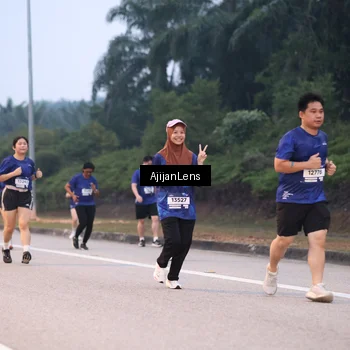 Runner Photo 7376602