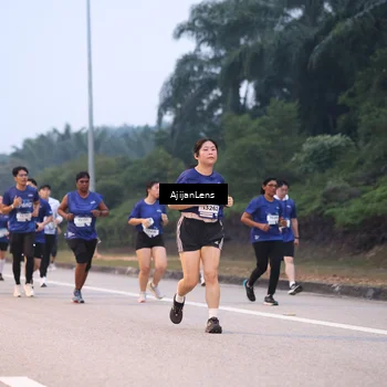 Runner Photo 7376662