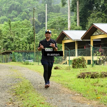 Runner Photo 7376707