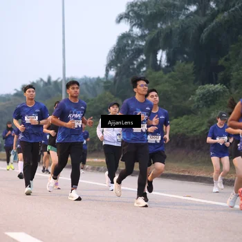 Runner Photo 7376716