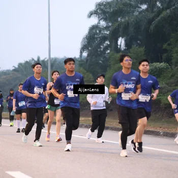 Runner Photo 7376720