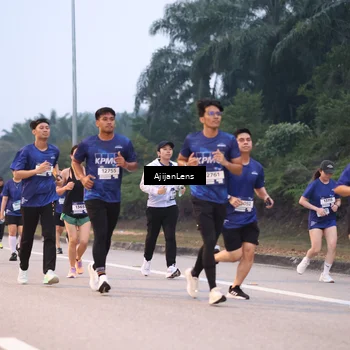 Runner Photo 7376721