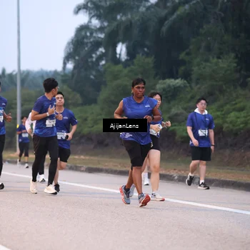 Runner Photo 7376722