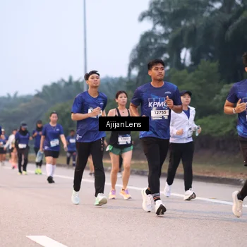 Runner Photo 7376732