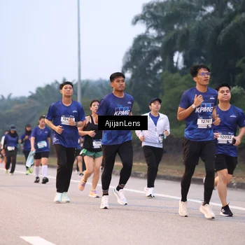 Runner Photo 7376738