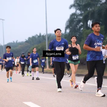 Runner Photo 7376754