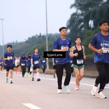 Runner Photo 7376755