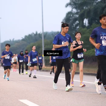 Runner Photo 7376756