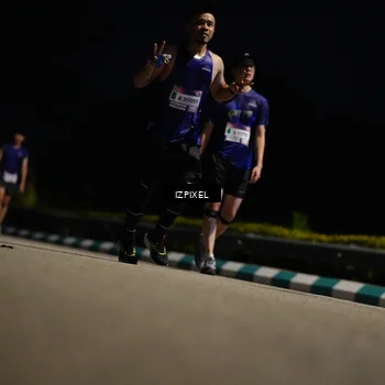 Runner Photo 7376762
