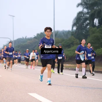 Runner Photo 7376775