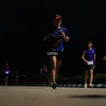 Runner Photo 7376826