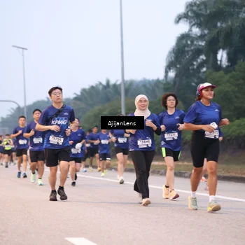 Runner Photo 7376863