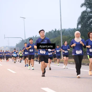 Runner Photo 7376872