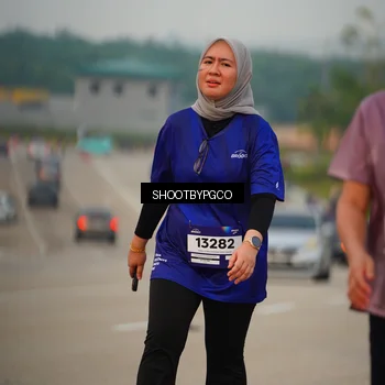 Runner Photo 7376890