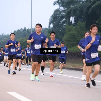 Runner Photo 7376893