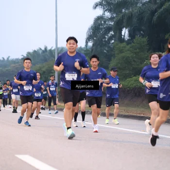 Runner Photo 7376896