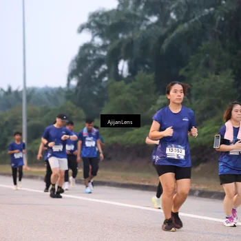 Runner Photo 7376938