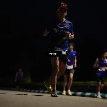 Runner Photo 7376940