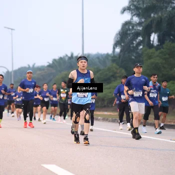 Runner Photo 7376954