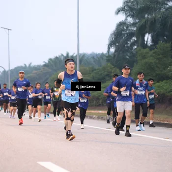 Runner Photo 7376955