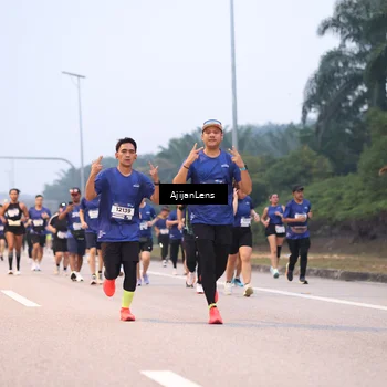 Runner Photo 7376965