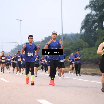 Runner Photo 7376975