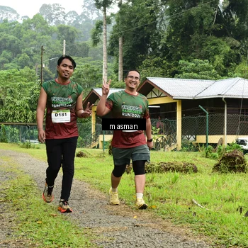 Runner Photo 7376999