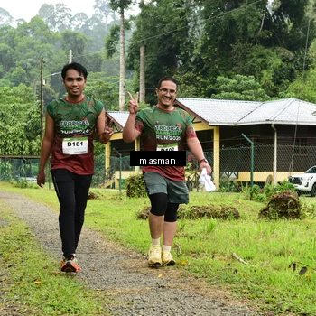 Runner Photo 7377001