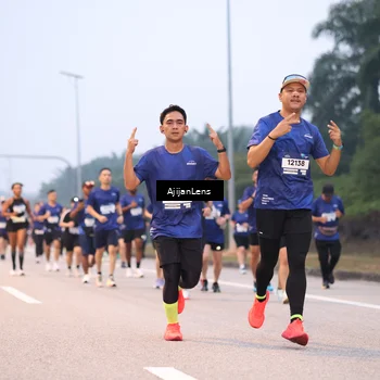 Runner Photo 7377011