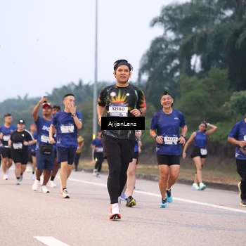 Runner Photo 7377014