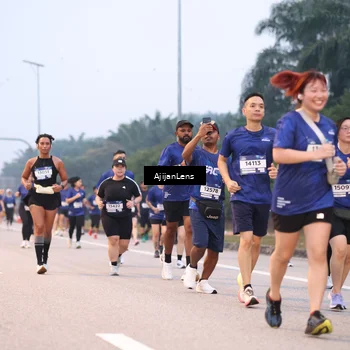 Runner Photo 7377073