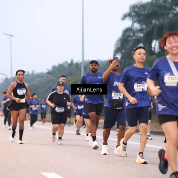 Runner Photo 7377083