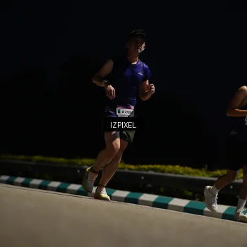 Runner Photo 7377116
