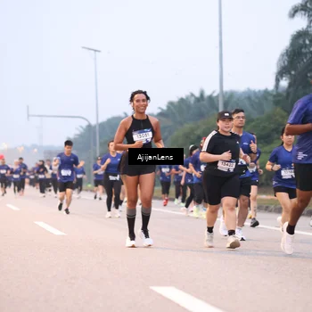 Runner Photo 7377118