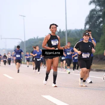 Runner Photo 7377136