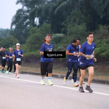 Runner Photo 7377160