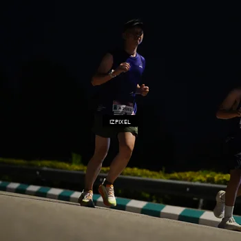 Runner Photo 7377191