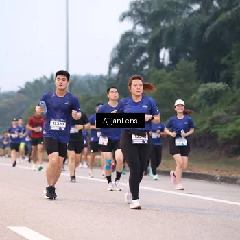 Runner Photo 7377203