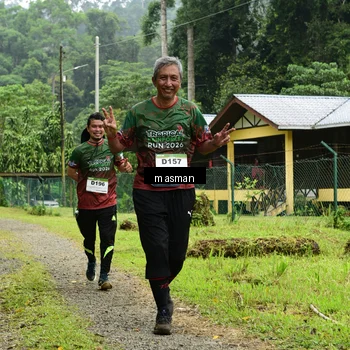 Runner Photo 7377249