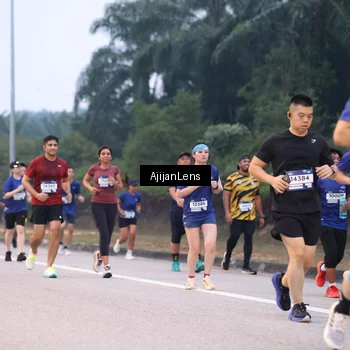 Runner Photo 7377256