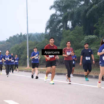 Runner Photo 7377290